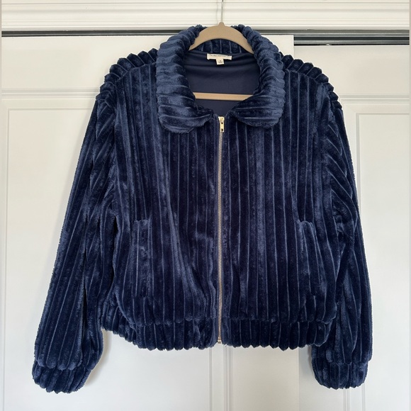 Blue Faux Fur Jacket NWOT - Picture 1 of 4